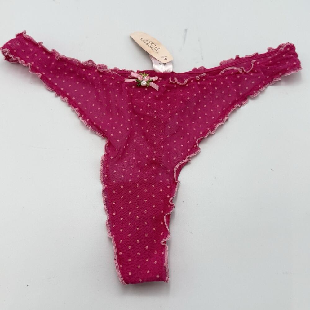 NWT Vtg 2004 Victorias Secret SIZE MEDIUM Sexy Little Things Pink Flutter Thong